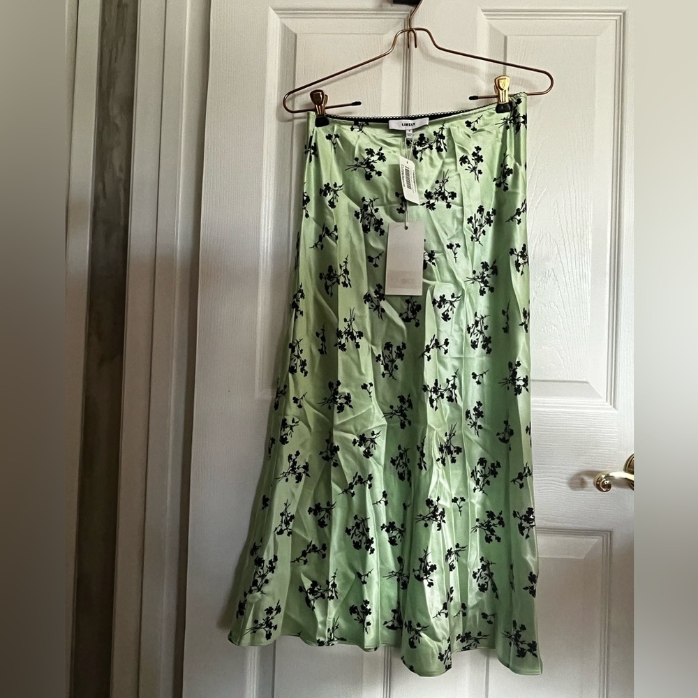 NWT LIKELY Green Satin Floral Skirt